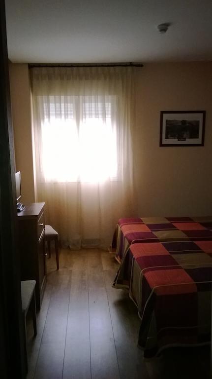 Hostal Patron Castañares de Rioja Δωμάτιο φωτογραφία